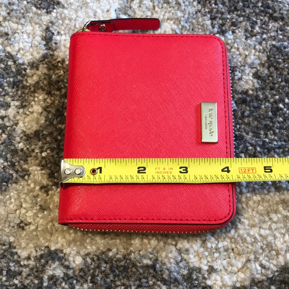 LAST ONE! Brand New Kate Spade Darci Wallet - Picture 6 of 7